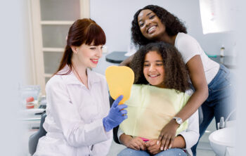 6 Tips On How To Maintain Your Child’s Oral Health This Holiday Season